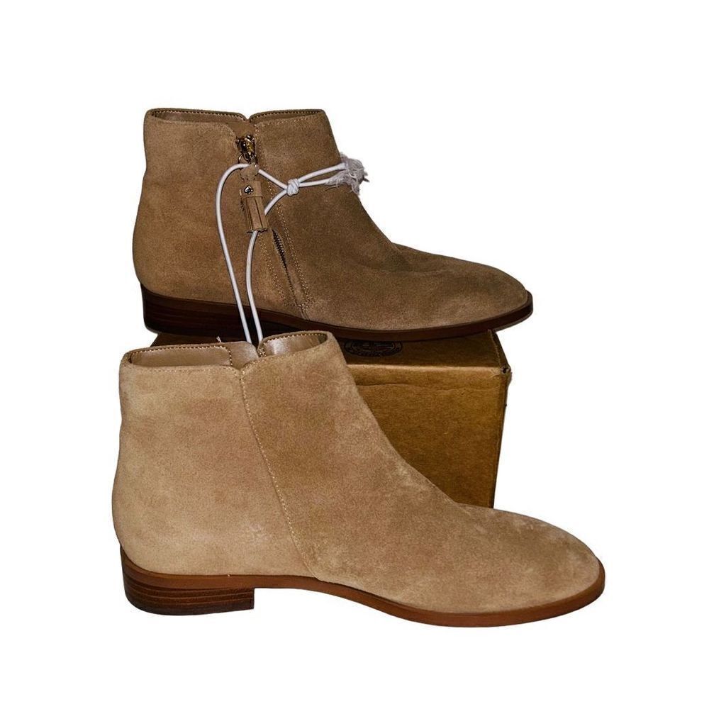 New Kate Spade tan suede booties size 8.5